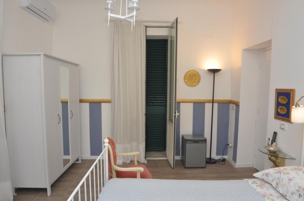 Bed and Breakfast Brenta 12 à Messine Extérieur photo