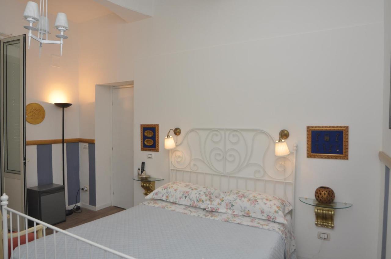 Bed and Breakfast Brenta 12 à Messine Extérieur photo